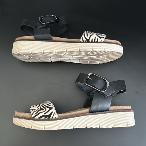 DibaTrue Sandal. Animal Print. Size 7.5. - Picture 6 of 6